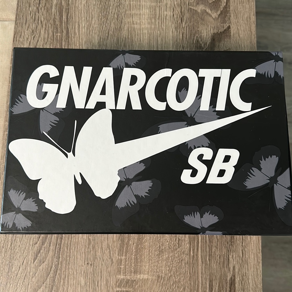 Gnarcotic SB dunks